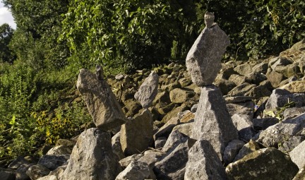 ZEN oder die Kunst der Steinbalance